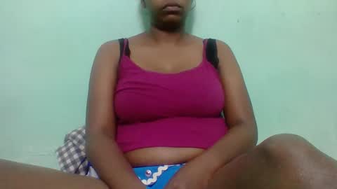 rovaelyah online show from September 2025 02:35:02 AM