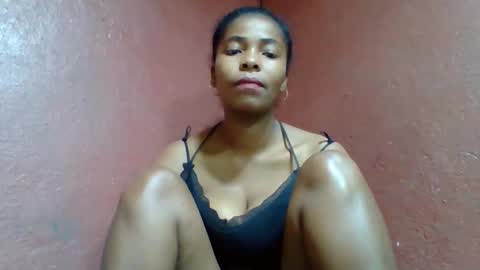 rovaelyah online show from October 2025 06:56:02 AM