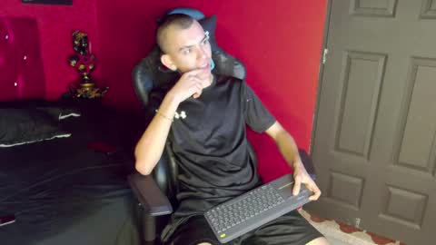 Rowan online show from October 2025 12:00:02 PM