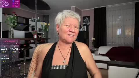 Roxana online show from February 2025 03:42:02 PM