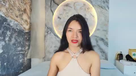 roxanaborns online show from November 2025 08:10:01 PM