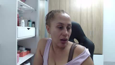 Roxana online show from December 2024 01:50:02 AM