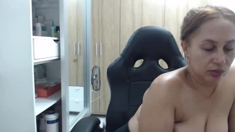 Roxana online show from December 2024 12:34:02 AM