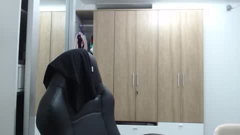 Roxana online show from December 2024 02:08:02 AM