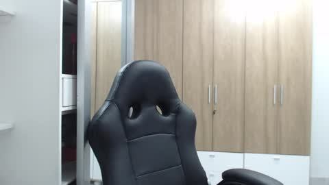 Roxana online show from January 2025 11:17:01 PM