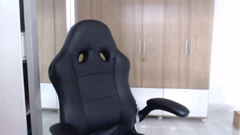 Roxana online show from February 2025 09:18:01 PM