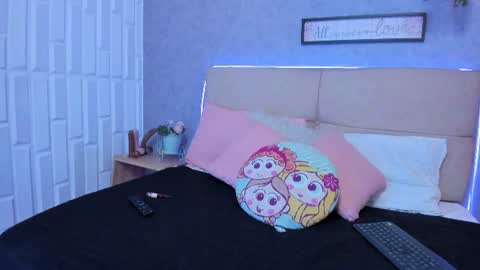 roxanebrown online show from July 2026 07:38:01 PM