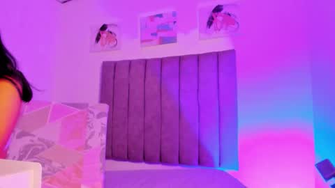 Roxane online show from January 2026 01:16:02 PM