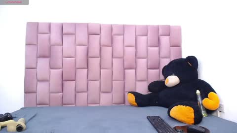 ross brown online show from April 2026 07:37:02 PM