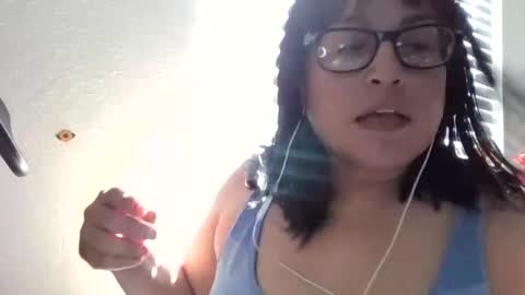 Snapshot of roxannellh chatting on June 2026 09:49:01 PM roxannellh online show from June 2026 09:49:01 PM