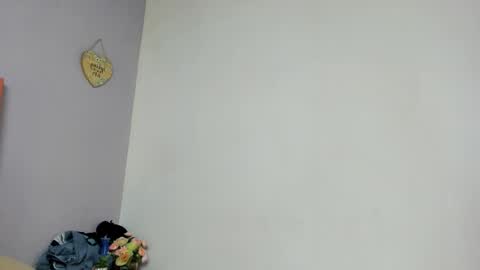 Juliana 3 online show from May 2026 12:12:02 PM