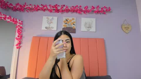Juliana 3 online show from June 2026 12:07:02 PM