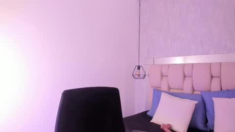 Snapshot of roxie_summers chatting on January 2025 02:02:01 AM Roxie online show from January 2025 02:02:01 AM