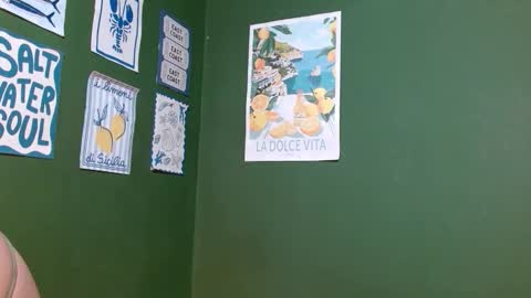 Roxie online show from December 2025 10:36:01 PM