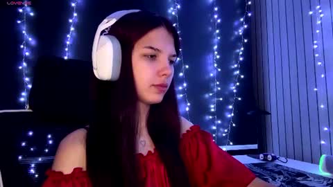 Snapshot of roxiepiurkowski chatting on July 2026 04:11:01 PM Hana online show from July 2026 04:11:01 PM