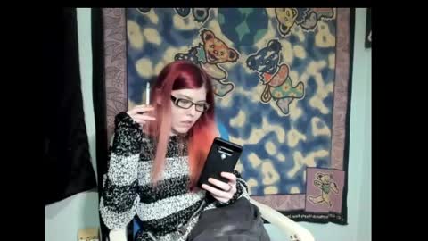 roxihazeleyes online show from March 2025 02:40:01 PM