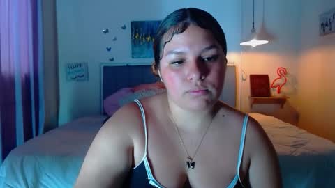 roxxie_07 online show from September 2025 07:46:02 PM