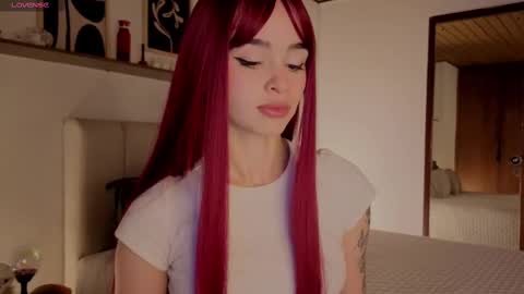 Snapshot of roxxy_mora chatting on October 2025 10:21:01 PM Roxxy online show from October 2025 10:21:01 PM