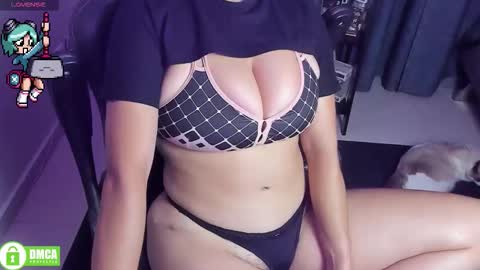 Snapshot of roxy_clark chatting on March 2026 09:26:01 AM Annah online show from March 2026 09:26:01 AM