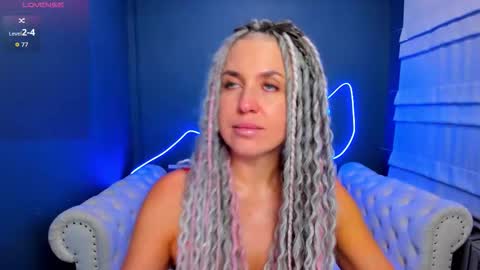 Roxy online show from March 2026 01:11:02 AM