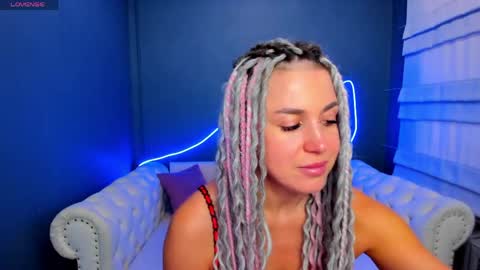 Roxy online show from April 2026 02:07:01 AM