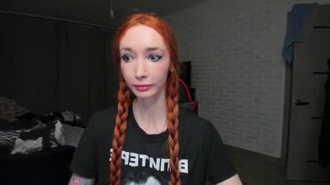 Roxy online show from November 2025 08:13:02 PM