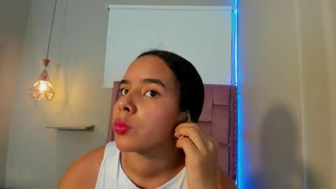 Snapshot of roxy_stone1 chatting on May 2026 07:31:02 PM roxy_stone1 online show from May 2026 07:31:02 PM