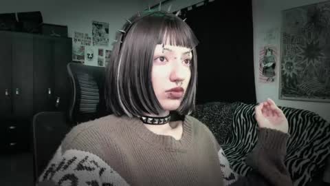 Snapshot of roxy_toxic chatting on June 2026 12:49:01 AM Roxy Independient model Help me to reach 50 thumbs up online show from June 2026 12:49:01 AM