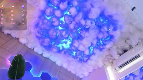    online show from October 2025 07:37:02 PM