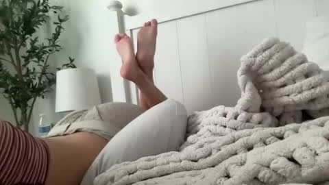 Snapshot of roxyrhode chatting on June 2026 09:06:01 PM roxyrhode online show from June 2026 09:06:01 PM