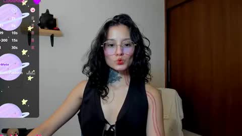roxy online show from October 2025 09:12:02 PM