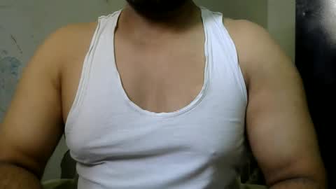 Snapshot of royjase111 chatting on December 2025 05:57:01 AM Hunting people online show from December 2025 05:57:01 AM