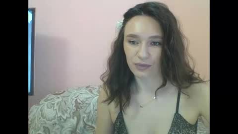 Roza05x online show from November 2025 11:32:02 AM