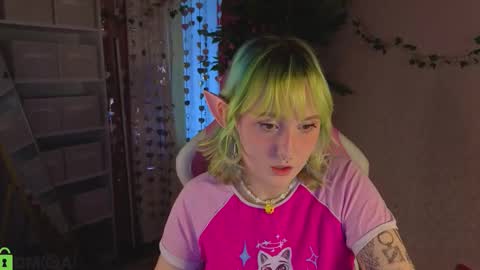 Snapshot of roziett_belle chatting on February 2026 09:14:01 AM Roziett online show from February 2026 09:14:01 AM