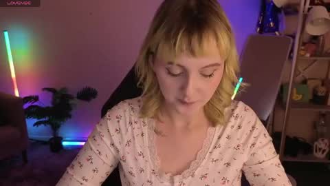 Roziett online show from April 2026 09:10:01 AM