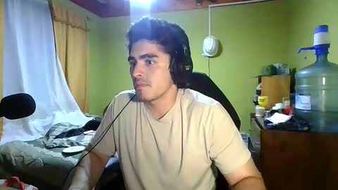 Snapshot of rpaulo25 chatting on January 2026 12:27:02 AM rpaulo25 online show from January 2026 12:27:02 AM