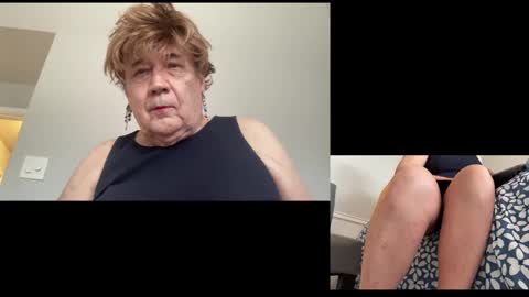 Snapshot of rsxxx130 chatting on February 2025 06:59:01 PM ireneTxCD online show from February 2025 06:59:01 PM