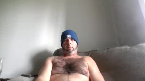 rubbingoneout714 online show from January 2025 09:03:01 PM