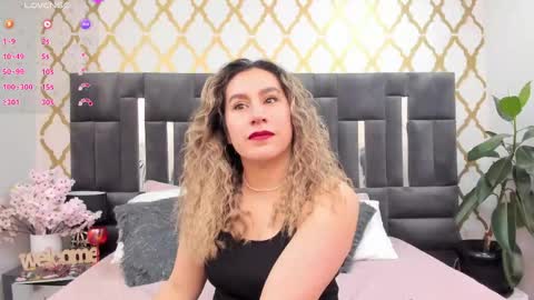 Snapshot of rubby_taylor chatting on May 2026 02:35:02 PM RubbyTaylor online show from May 2026 02:35:02 PM