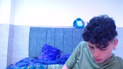 Ruby and Vanie online show from February 2026 11:21:02 PM