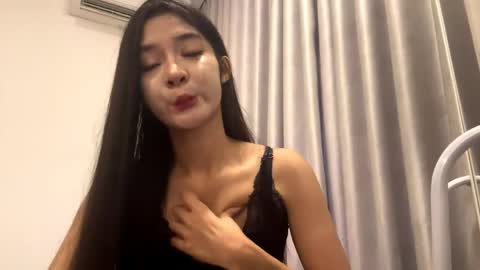 Snapshot of rubycrumbell chatting on May 2026 08:42:02 AM rubycrumbell online show from May 2026 08:42:02 AM