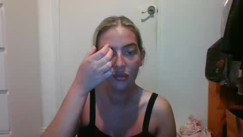 rubyredxxxoxxx online show from December 2024 03:59:01 PM