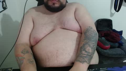 Snapshot of rudebearboy_ chatting on February 2026 04:07:01 AM Bear online show from February 2026 04:07:01 AM