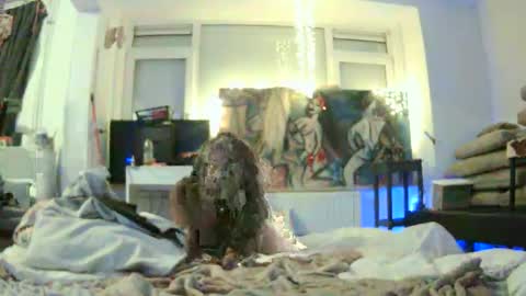 nick online show from December 2025 07:55:01 PM