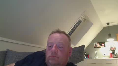Snapshot of runepetter chatting on September 2025 08:31:01 PM bignorwegian online show from September 2025 08:31:01 PM