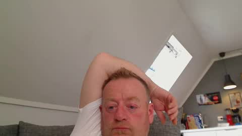 Snapshot of runepetter chatting on September 2025 03:55:02 PM bignorwegian online show from September 2025 03:55:02 PM