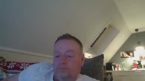 Snapshot of runepetter chatting on February 2026 09:57:02 PM bignorwegian online show from February 2026 09:57:02 PM