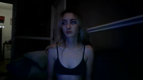 Snapshot of running_girl_izzy chatting on May 2026 09:23:01 PM Izzy online show from May 2026 09:23:01 PM