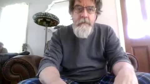 Snapshot of runningaround60 chatting on January 2026 07:11:01 PM runningaround60 online show from January 2026 07:11:01 PM