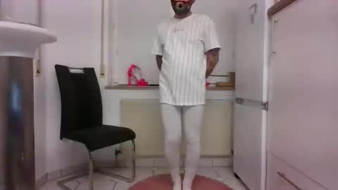 Snapshot of ruskinni1893 chatting on December 2024 04:39:01 PM Ruskinni online show from December 2024 04:39:01 PM